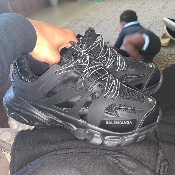 Brand new Balenciaga size 8.5 - Picture 4 of 4